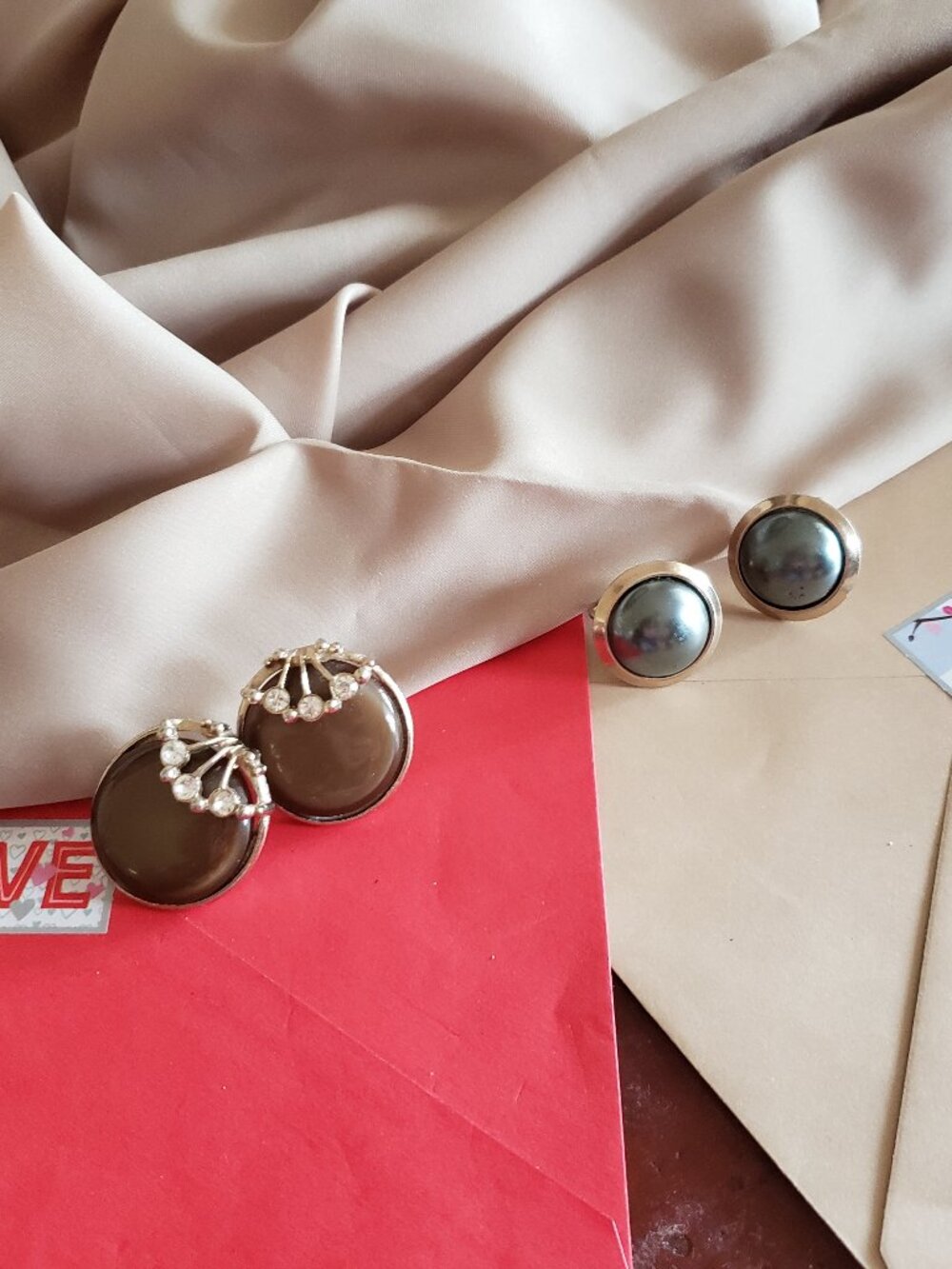 2 pair VINTAGE METALLIC HUE AND RHINESTONE CLIP ON EARRINGS